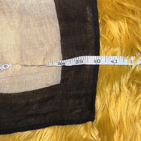 Vintage luxury canvas geo printed  square scarf - Picture 7 of 17